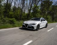 2021 Alfa Romeo Giulia GTA - Front Three-Quarter Wallpaper 190x150