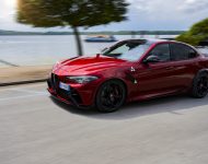 2021 Alfa Romeo Giulia GTA - Front Three-Quarter Wallpaper 190x150
