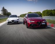 2021 Alfa Romeo Giulia GTA - Front Wallpaper 190x150