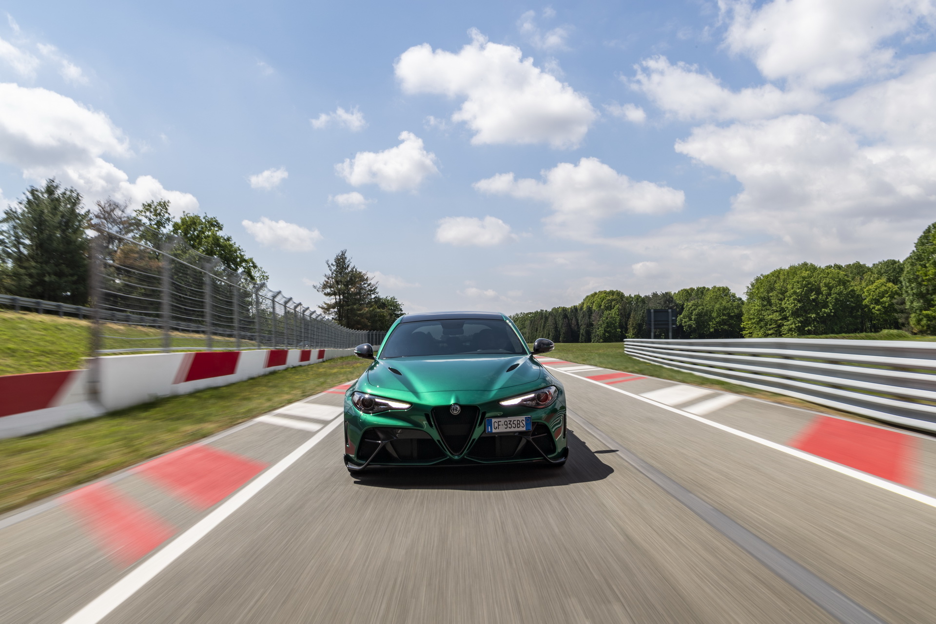 Download 2021 Alfa Romeo Giulia GTA - Front HD Wallpaper 1920x1280 #48