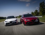 2021 Alfa Romeo Giulia GTA - Front Wallpaper 190x150