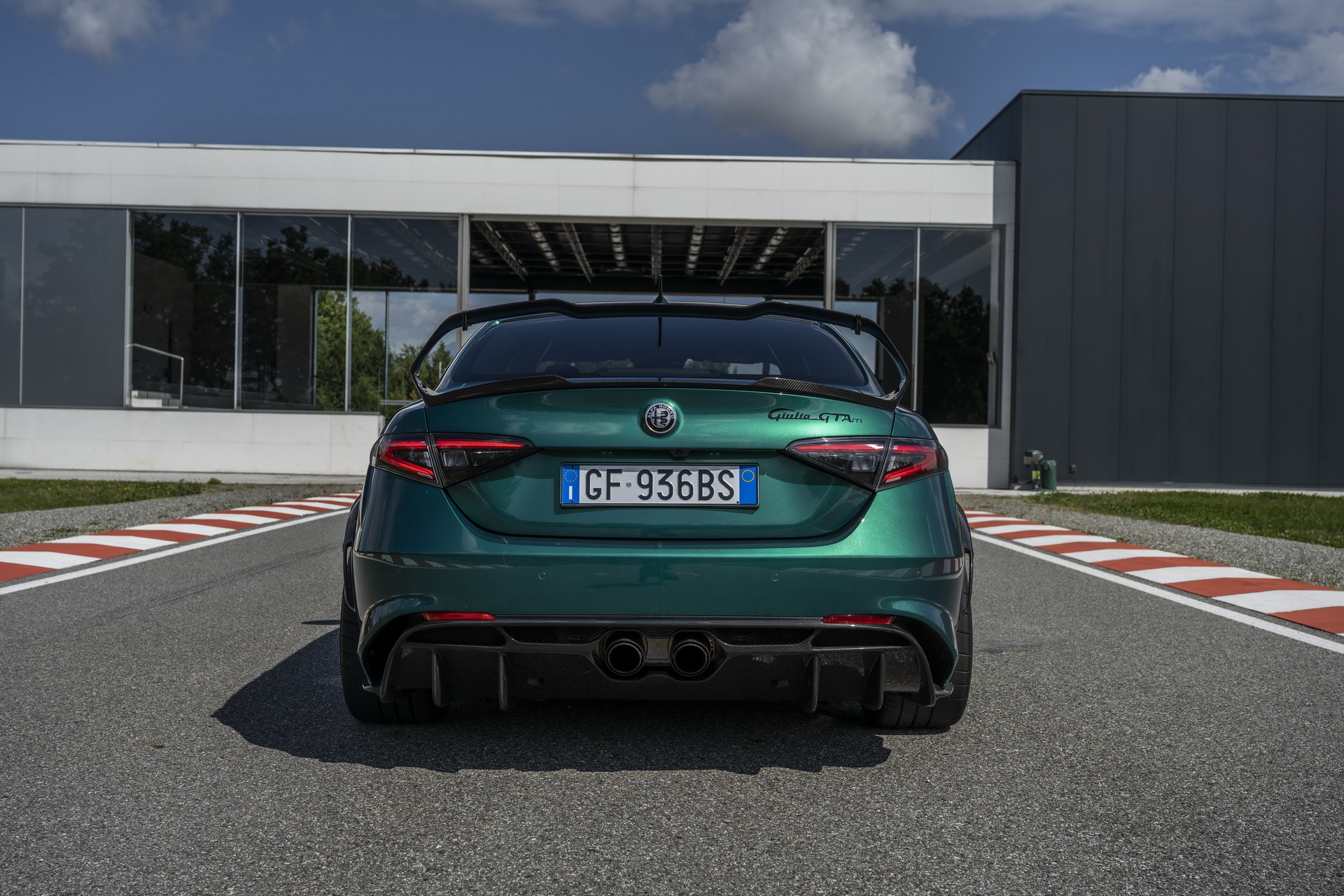 Download 2021 Alfa Romeo Giulia GTA - Rear HD Wallpaper 1920x1280 #10