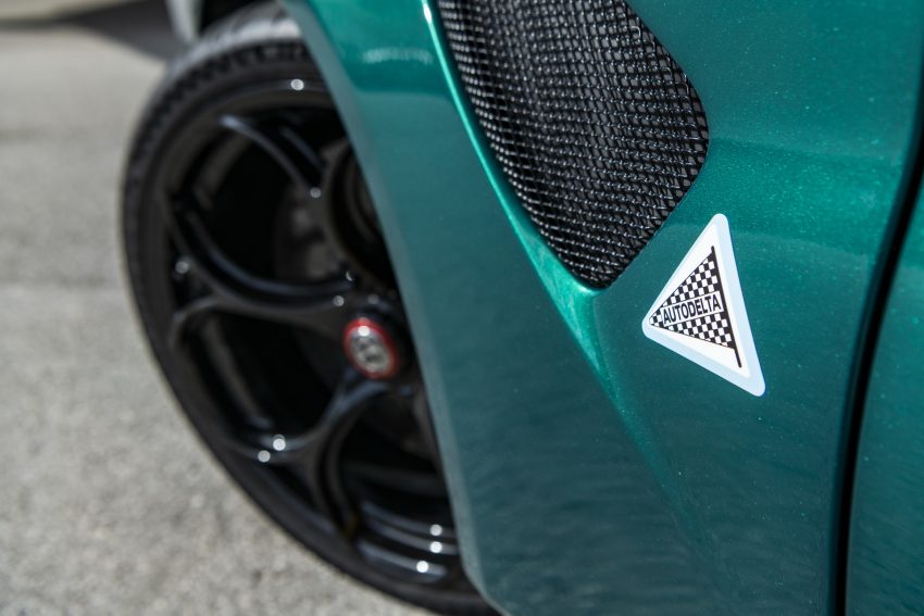 2021 Alfa Romeo Giulia GTA - Side Vent Wallpaper 850x567 #38