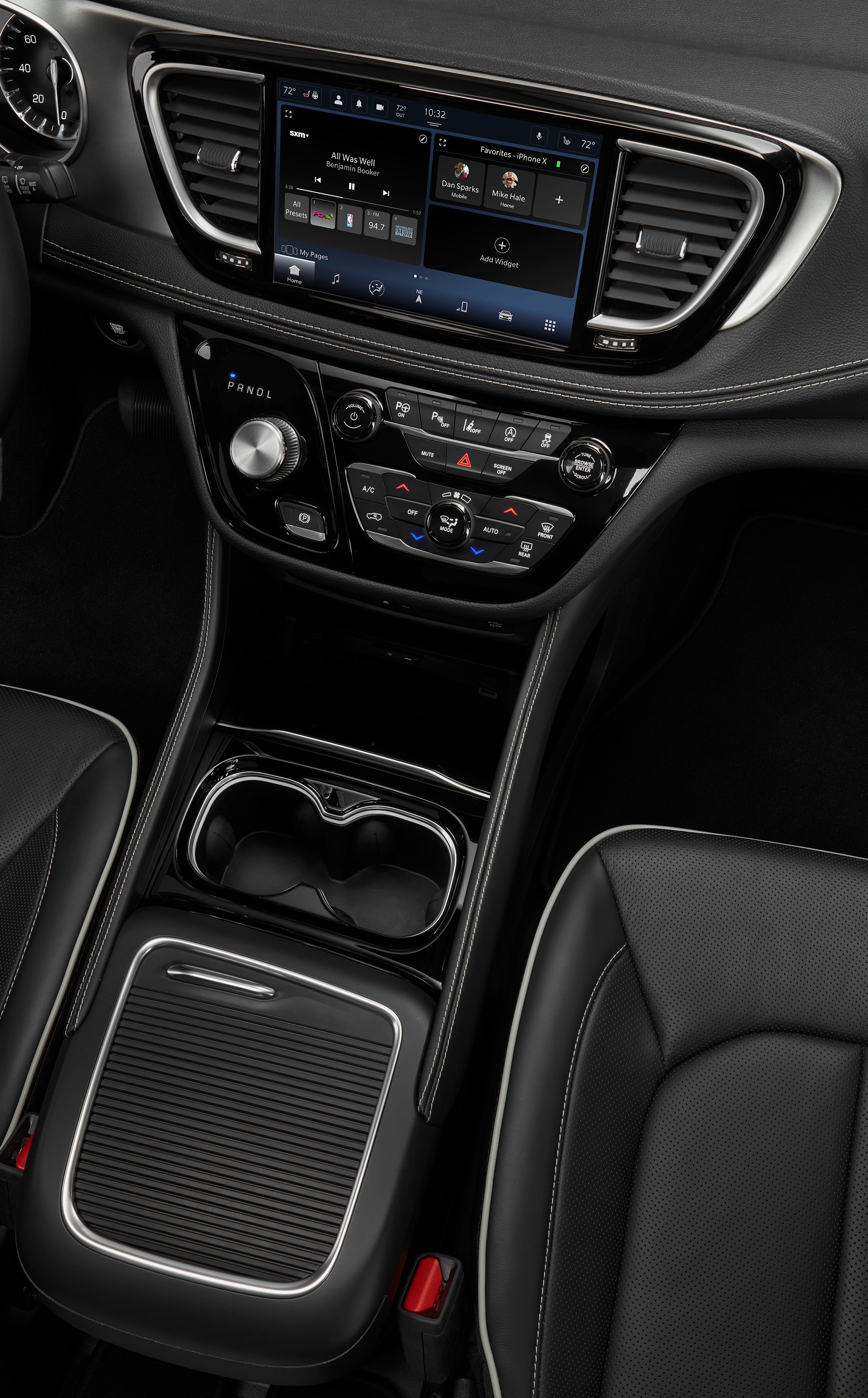 Download 2021 Chrysler Pacifica Limited S - Central Console HD Phone Wallpaper 1864x3000 #59