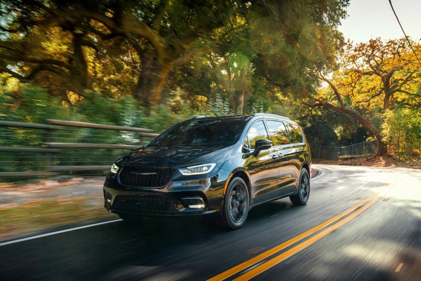 2021 Chrysler Pacifica Limited S - Front Three-Quarter HD Wallpapers 850x567 #2 2021 Chrysler Pacifica Limited S - Front Three-Quarter Wallpaper 850x567 #2