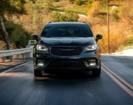 2021 Chrysler Pacifica Limited S - Front Wallpaper 190x150