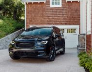 2021 Chrysler Pacifica Limited S - Front Wallpaper 190x150