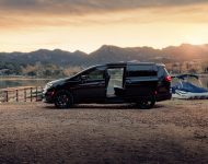 2021 Chrysler Pacifica Limited S - Side Wallpaper 190x150