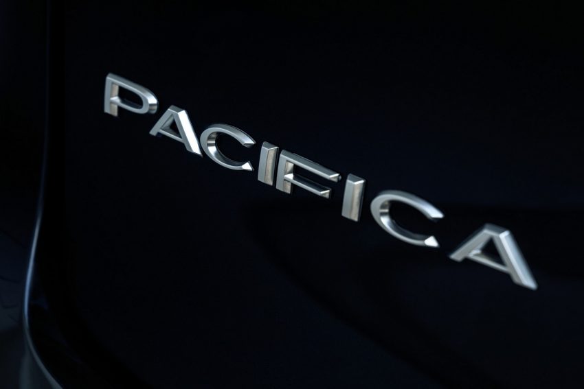 2021 Chrysler Pacifica Pinnacle - Badge HD Wallpapers 850x567 #44 2021 Chrysler Pacifica Pinnacle - Badge Wallpaper 850x567 #44