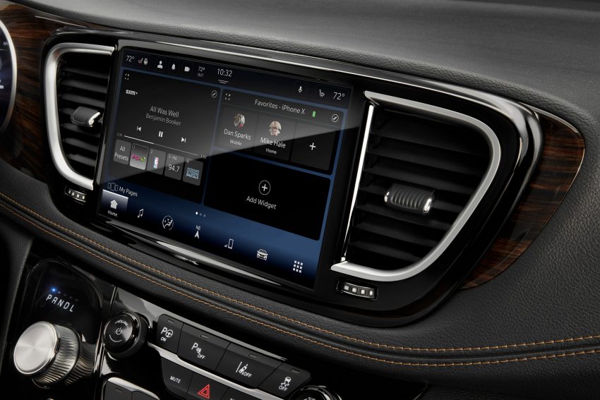 2021 Chrysler Pacifica Pinnacle - Central Console HD Wallpapers 850x567 #49 2021 Chrysler Pacifica Pinnacle - Central Console Wallpaper 850x567 #49