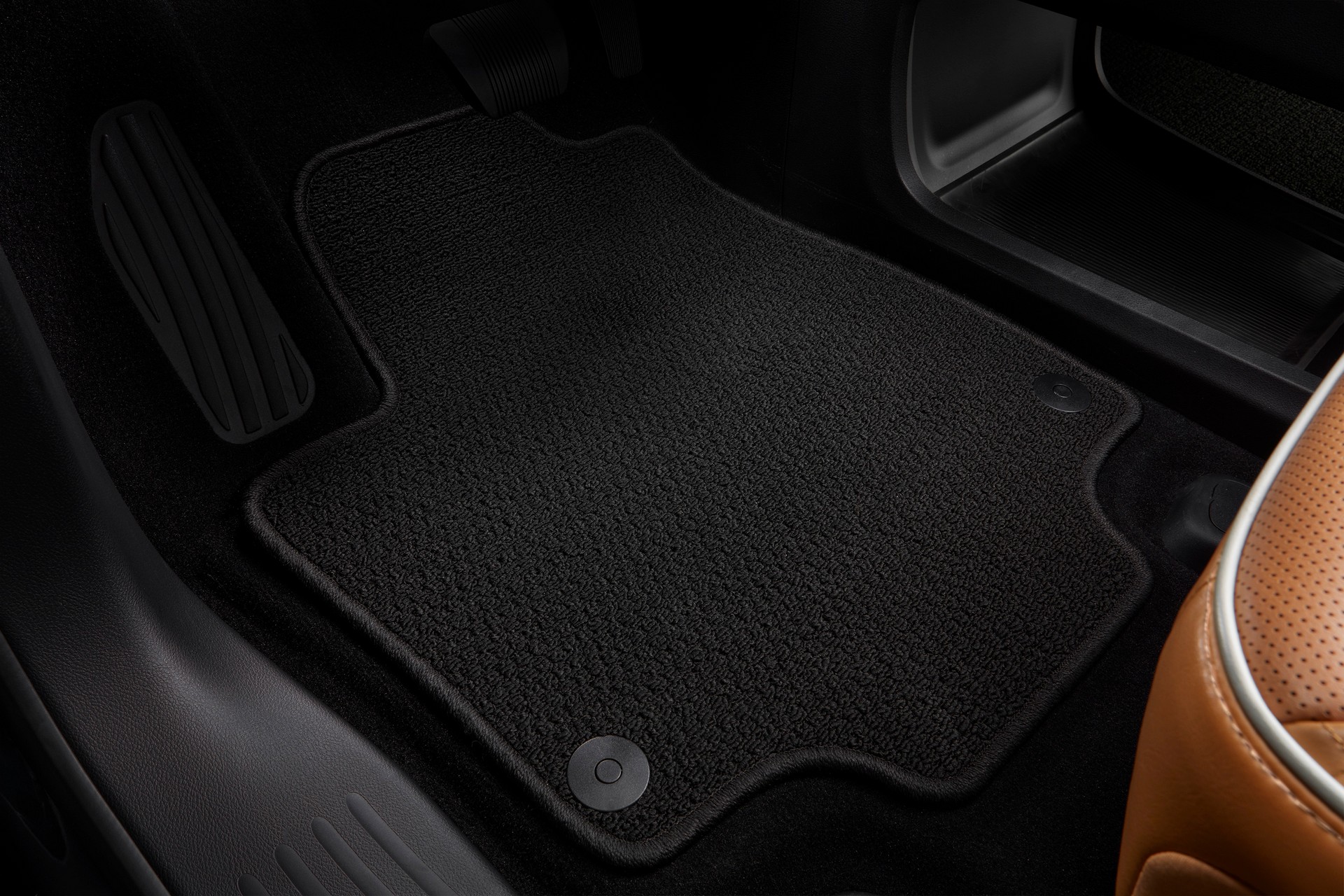 Download 2021 Chrysler Pacifica Pinnacle - Interior, Floor Mat HD Wallpaper 1920x1280 #74