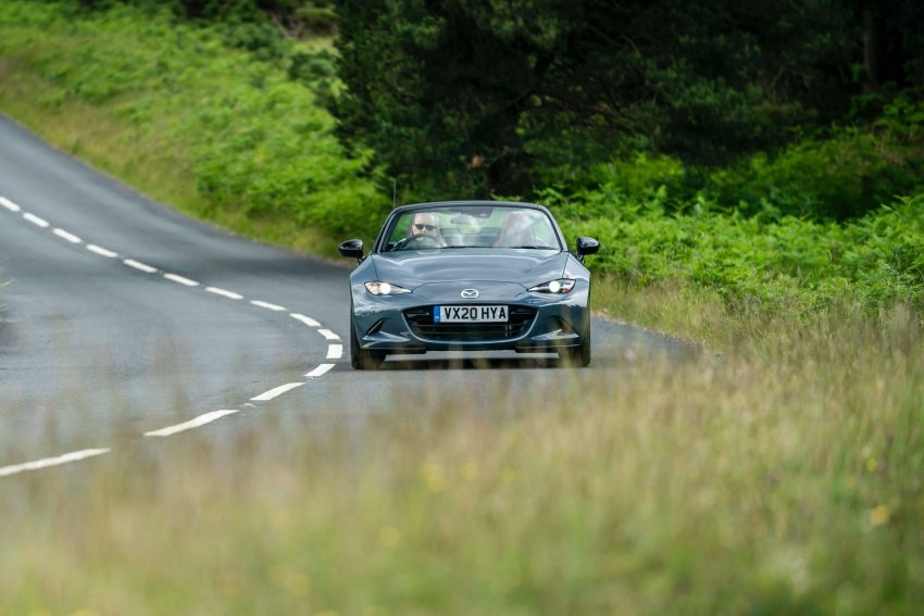 2020 Mazda MX-5 R-Sport Special Edition - Front Wallpaper 850x567 #25