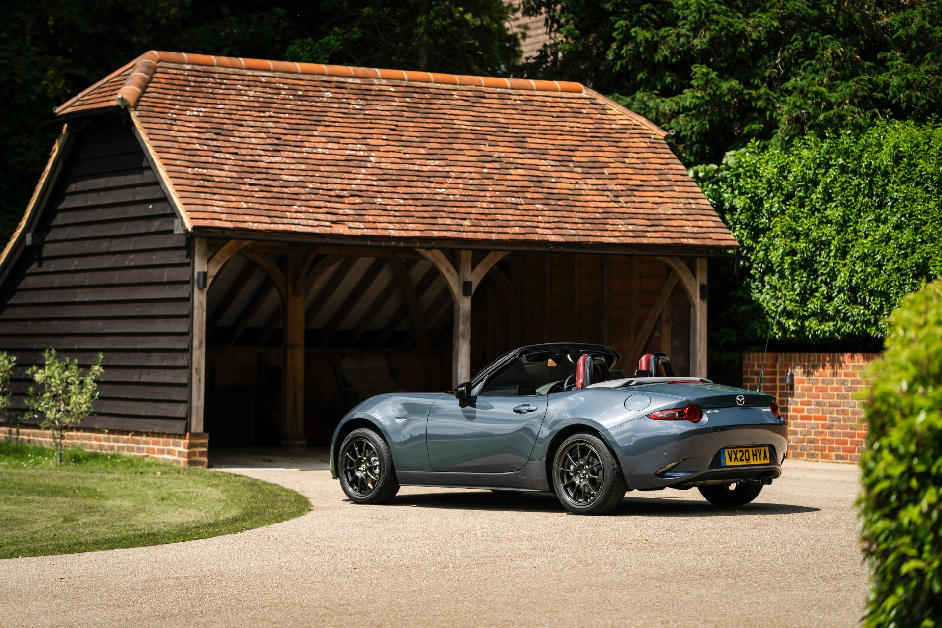 Download 2020 Mazda MX-5 R-Sport Special Edition - Rear Three-Quarter HD Wallpaper 1920x1280 #55