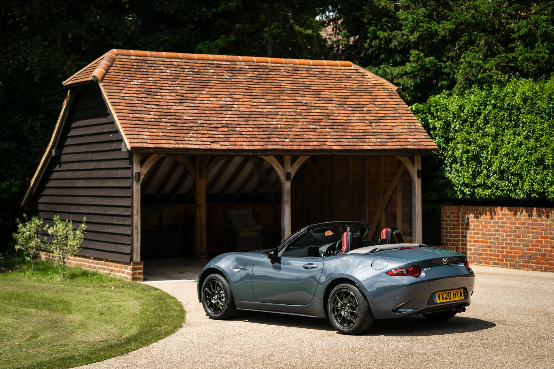 Download 2020 Mazda MX-5 R-Sport Special Edition - Rear Three-Quarter HD Wallpaper 1920x1280 #56