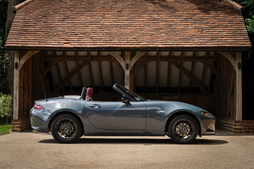 2020 Mazda MX-5 R-Sport Special Edition - Side Wallpaper 850x567 #58