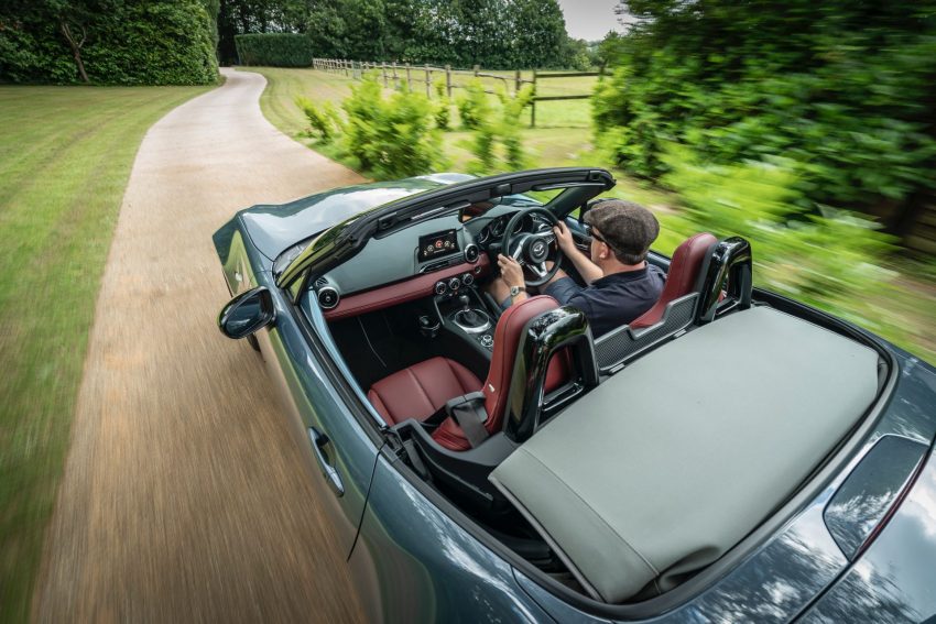 2020 Mazda MX-5 R-Sport Special Edition - Top Wallpaper 850x567 #10