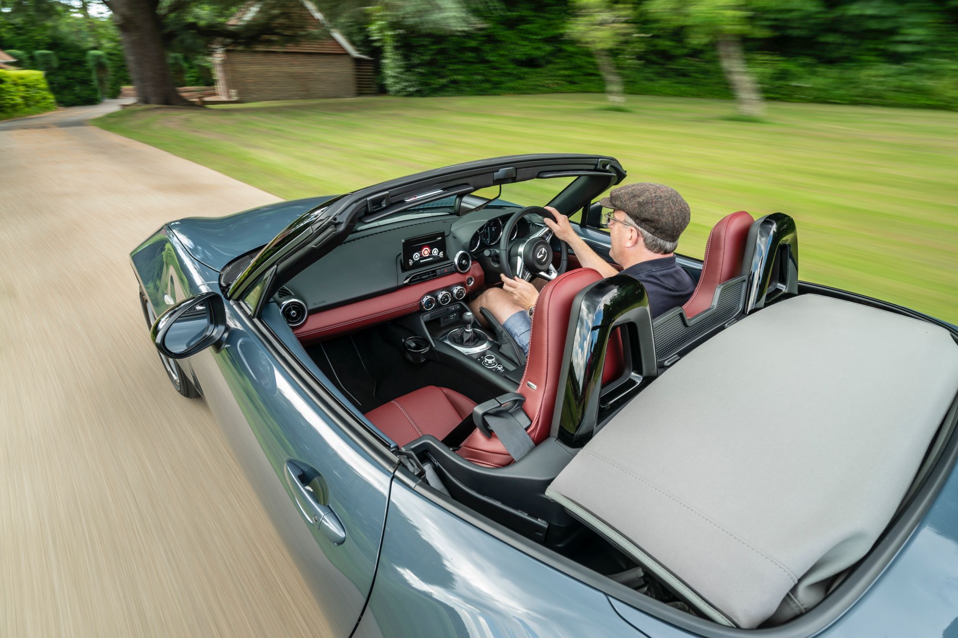 Download 2020 Mazda MX-5 R-Sport Special Edition - Top HD Wallpaper 1920x1280 #16