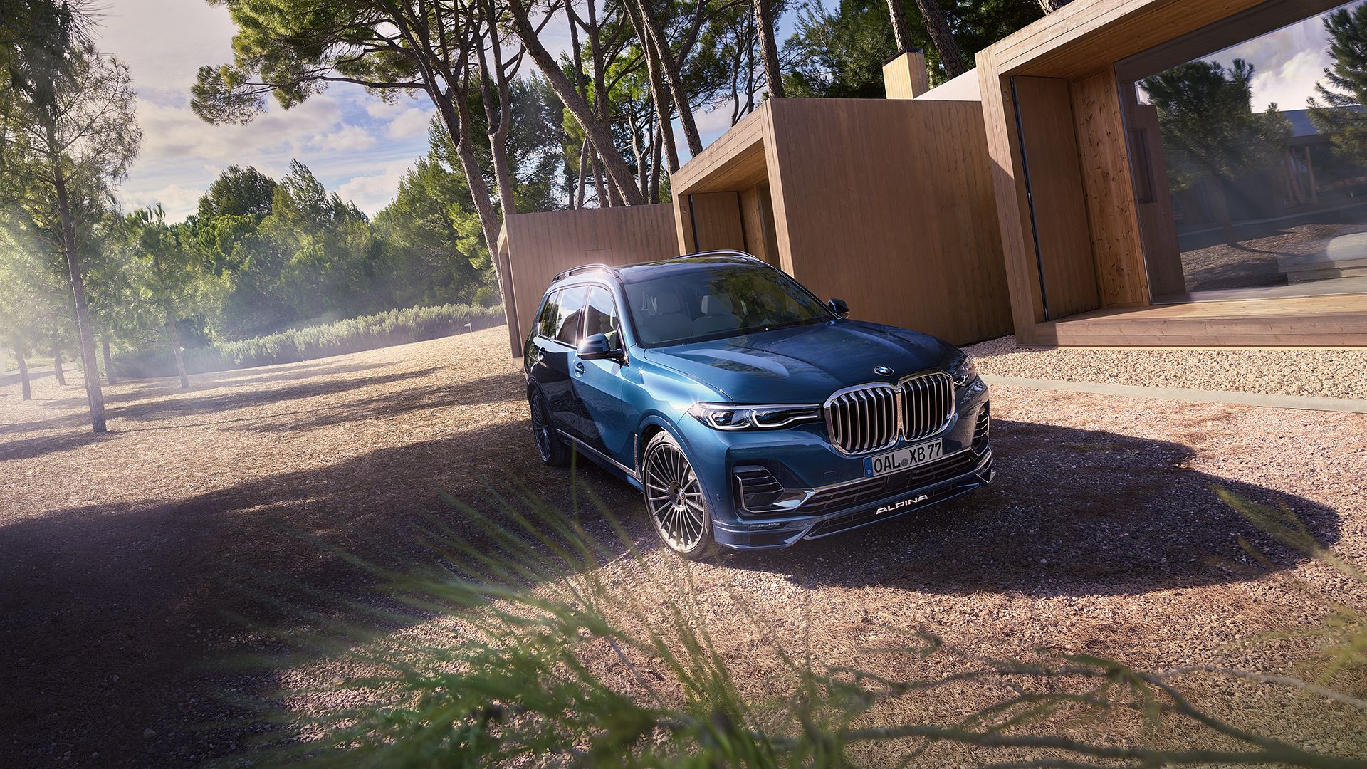 Download 2021 ALPINA XB7 [EU-spec] - Front Three-Quarter HD Wallpaper 1920x1080 #35
