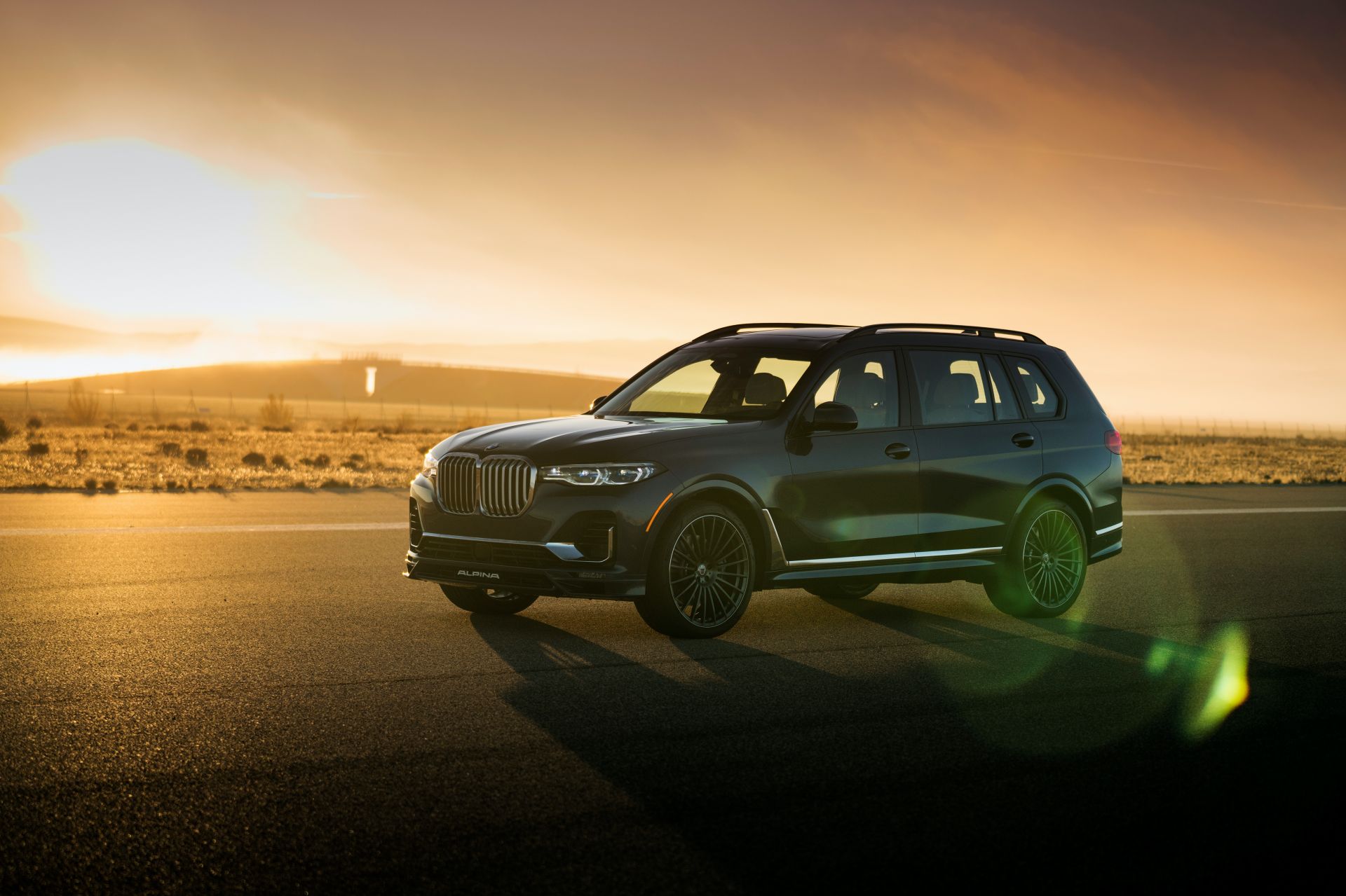 Download 2021 ALPINA XB7 - Front Three-Quarter HD Wallpaper 1920x1279 #13