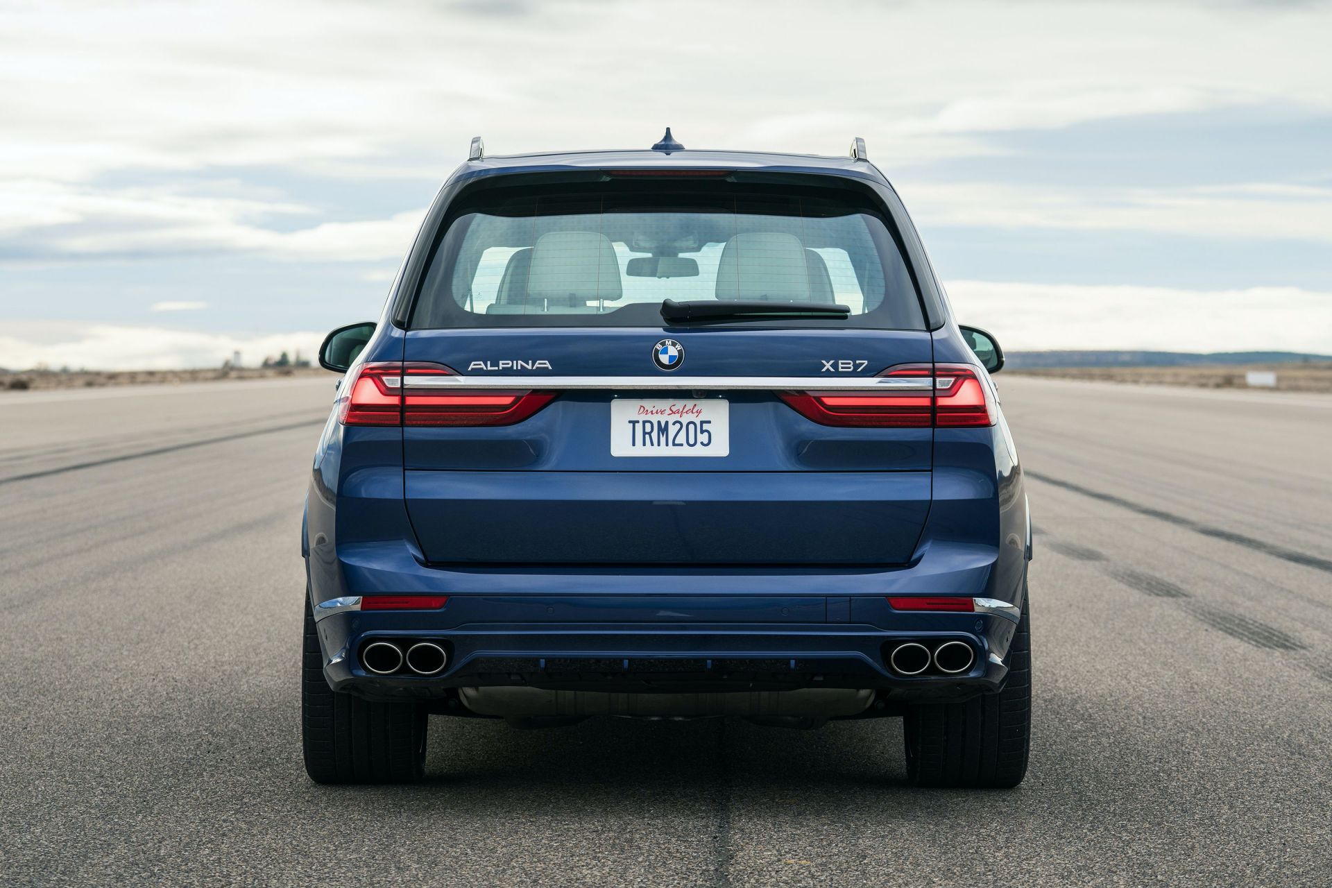 Download 2021 ALPINA XB7 - Rear HD Wallpaper 1920x1280 #10