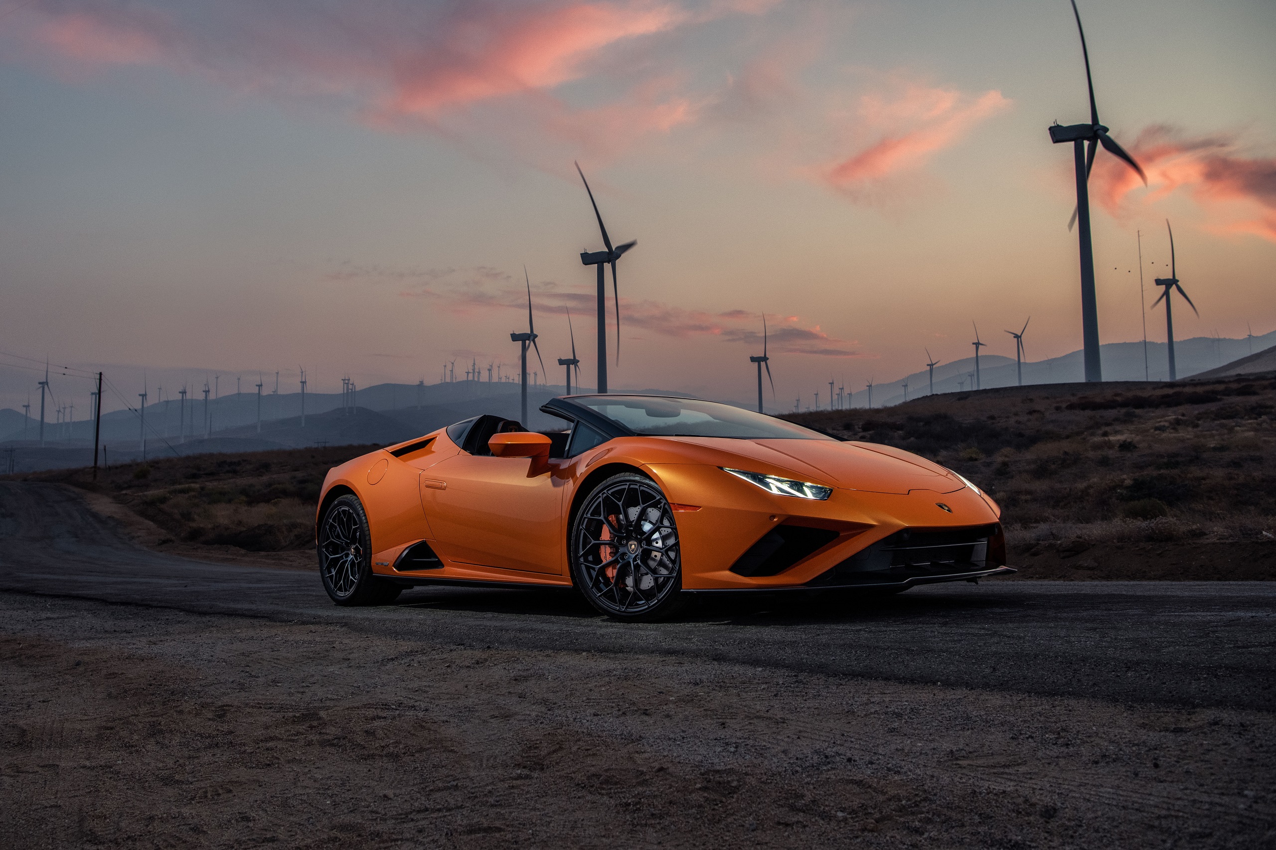 Download 2021 Lamborghini Huracán EVO RWD Spyder - Front Three-Quarter HD Wallpaper 2560x1706 #9