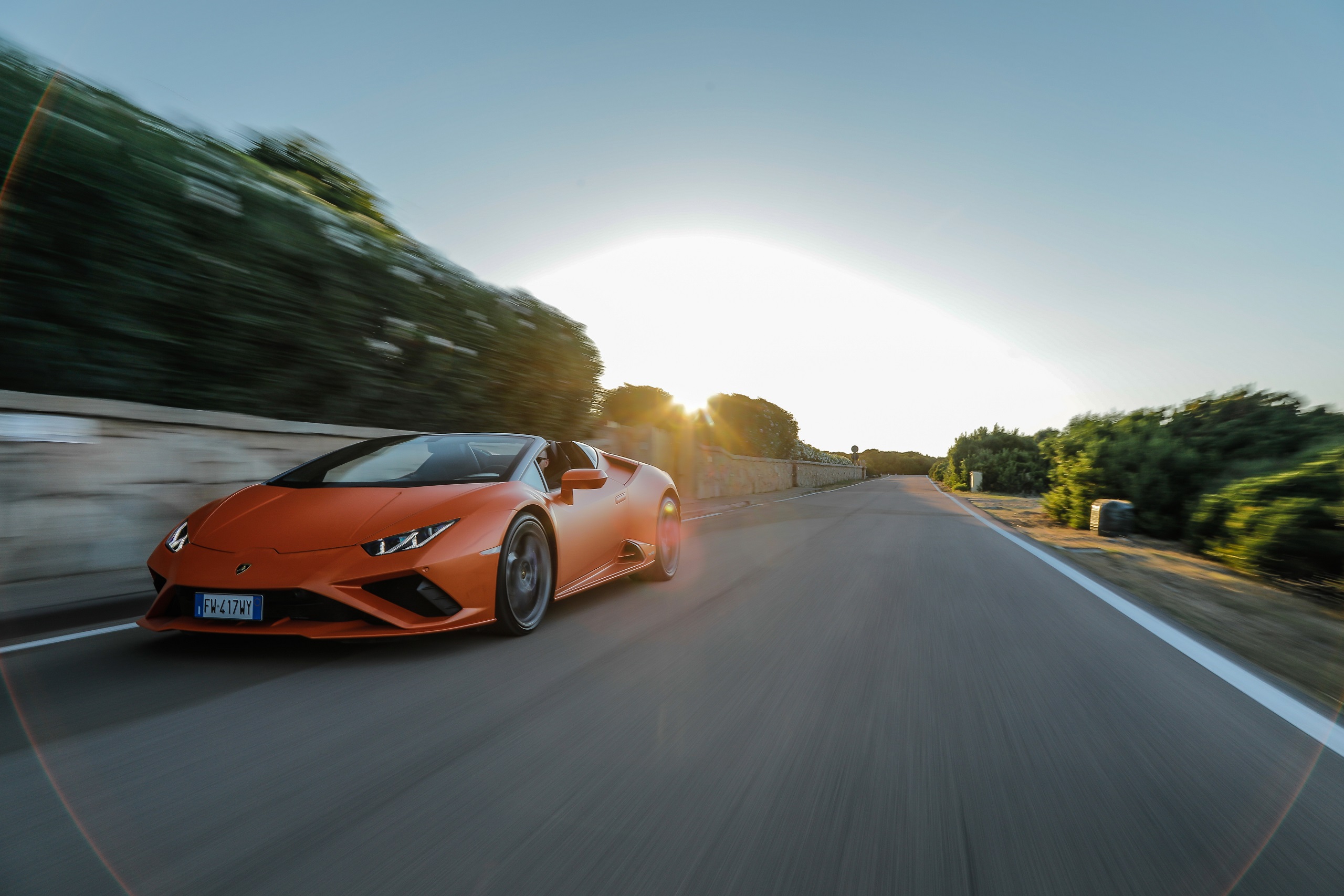 Download 2021 Lamborghini Huracán EVO RWD Spyder - Rear Three-Quarter HD Wallpaper 2560x1706 #7