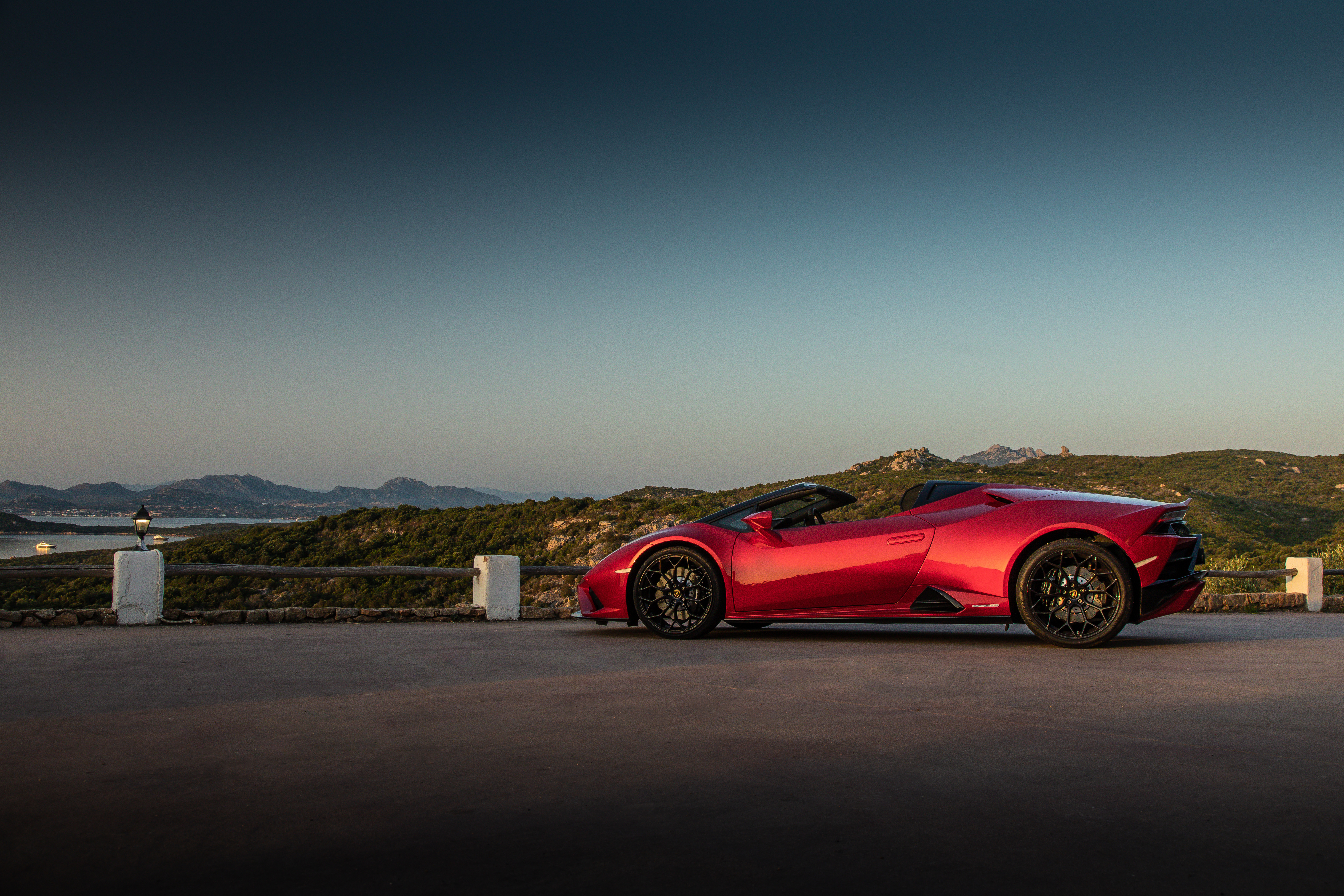 Download 2021 Lamborghini Huracán EVO RWD Spyder - Side HD Wallpaper 6720x4480 #12