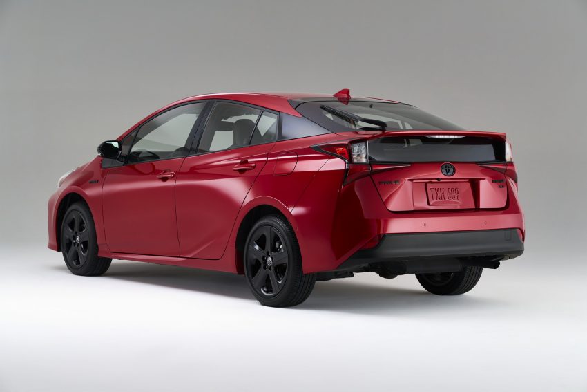 2021 Toyota Prius 2020 Edition - Rear Three-Quarter Wallpaper 850x567 #2