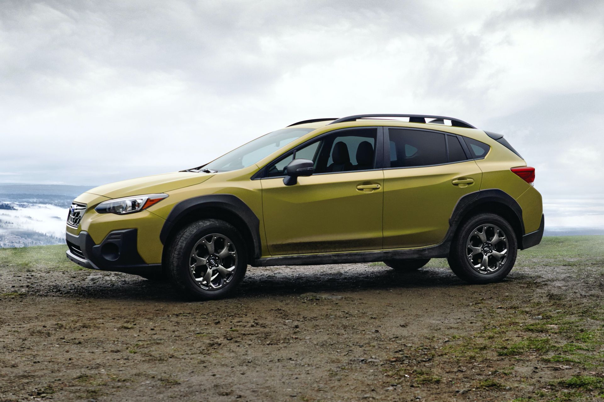 Download 2021 Subaru Crosstrek Sport - Front Three-Quarter HD Wallpaper 1920x1280 #4