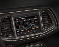 2020 Dodge Challenger SRT Super Stock - Central Console Wallpaper 190x150