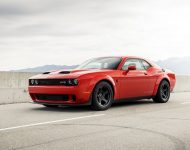 2020 Dodge Challenger SRT Super Stock - Front Three-Quarter Wallpaper 190x150