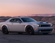 2020 Dodge Challenger SRT Super Stock - Front Three-Quarter Wallpaper 190x150