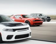 2020 Dodge Challenger SRT Super Stock - Front Three-Quarter Wallpaper 190x150