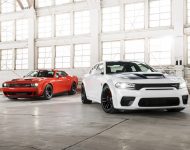 2020 Dodge Challenger SRT Super Stock - Front Three-Quarter Wallpaper 190x150