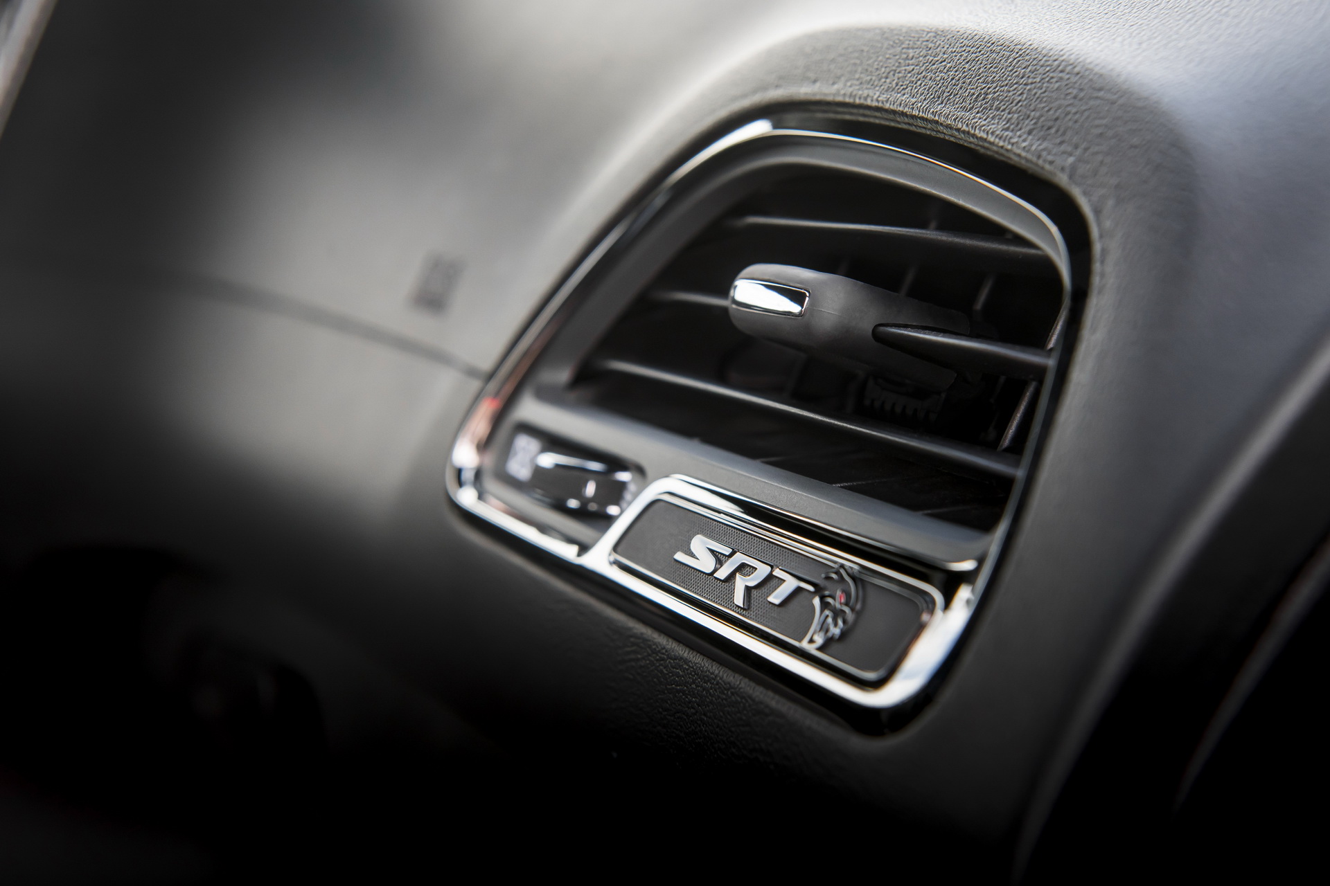 Download 2020 Dodge Challenger SRT Super Stock - Interior, Detail HD Wallpaper 1920x1280 #46
