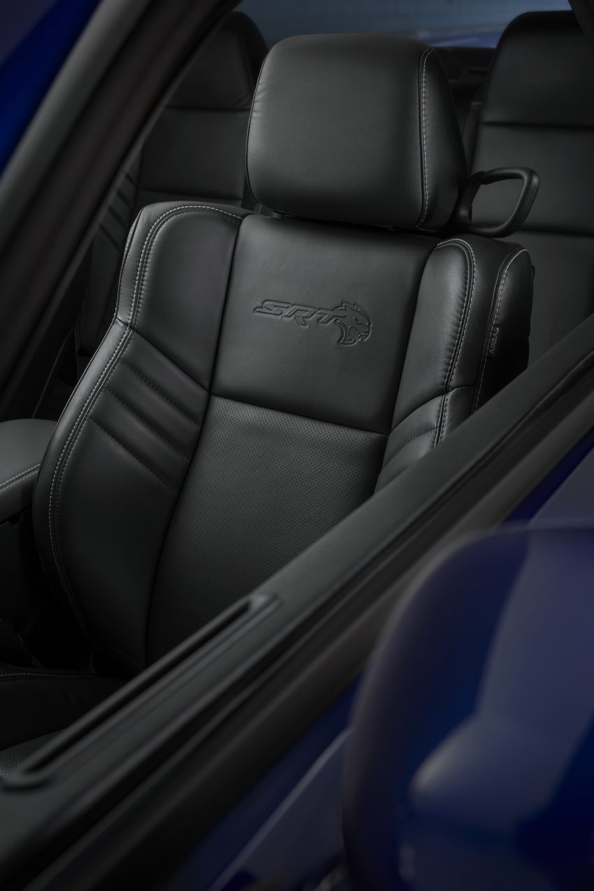 2020 Dodge Challenger SRT Super Stock - Interior, Seats Phone Wallpaper 850x1275 #91