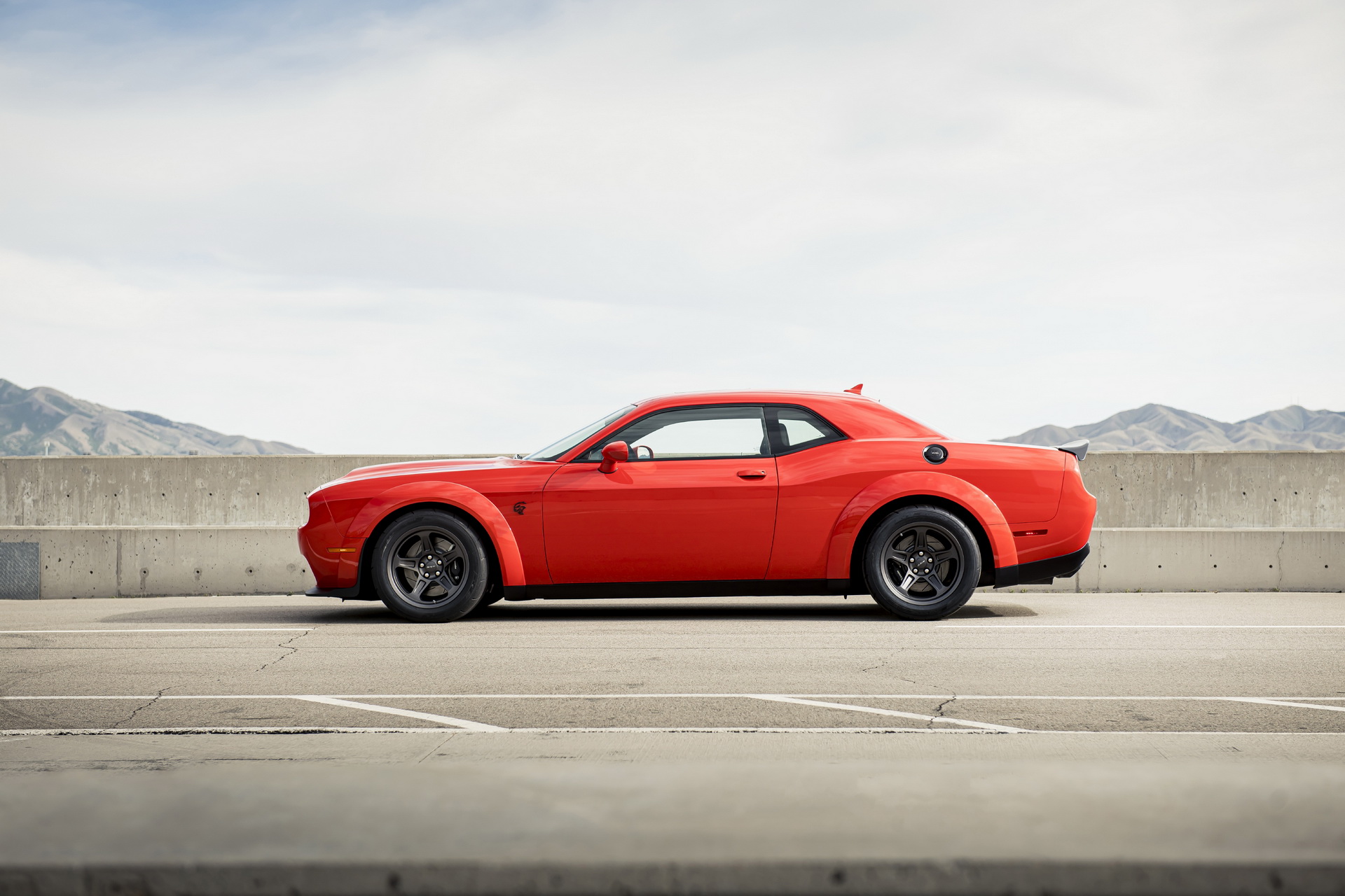 Download 2020 Dodge Challenger SRT Super Stock - Side HD Wallpaper 1920x1280 #12