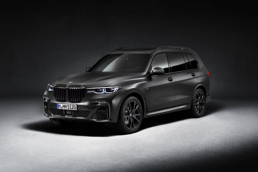 2021 BMW X7 Dark Shadow Edition - Front Three-Quarter Wallpaper 850x567 #1