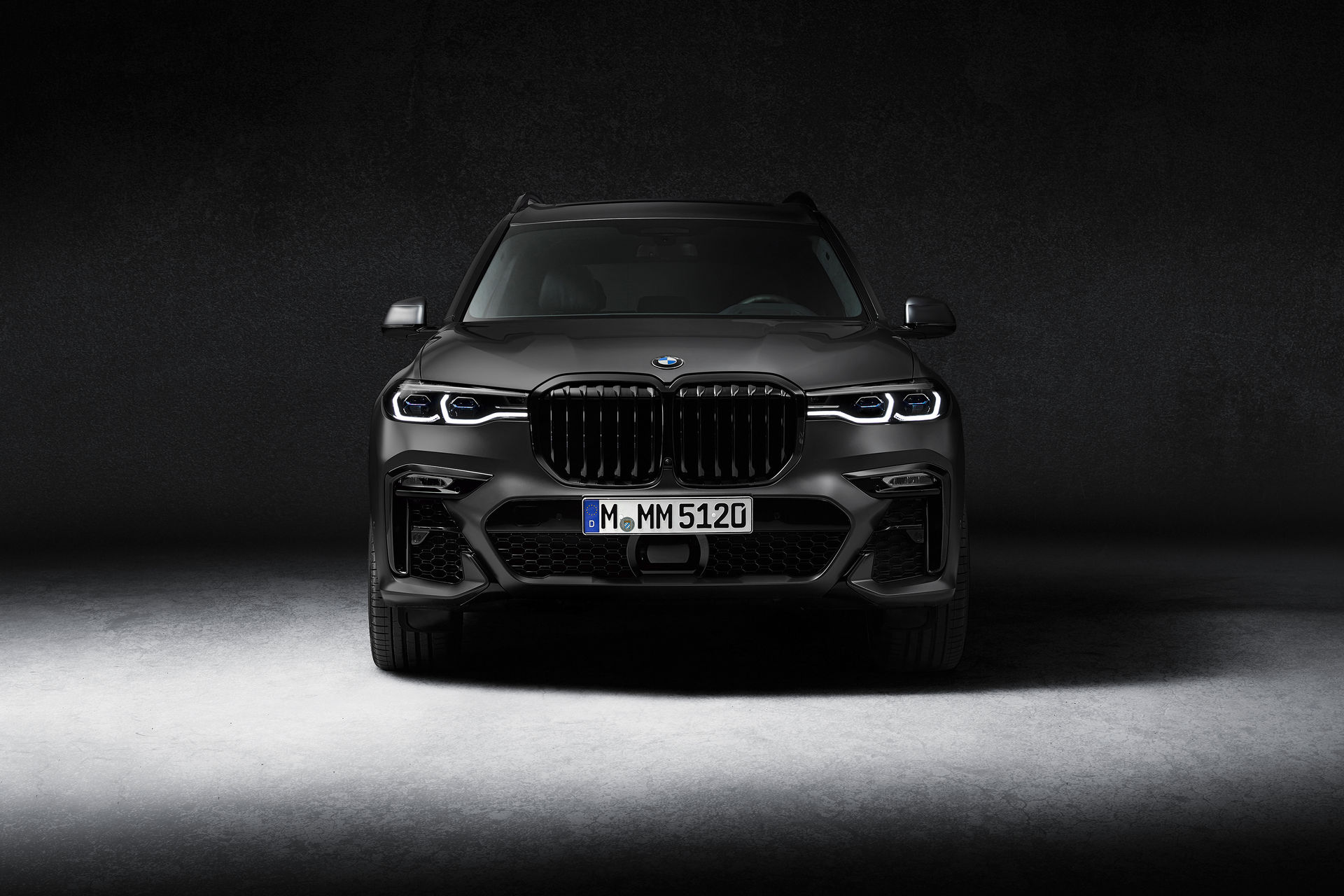 Download 2021 BMW X7 Dark Shadow Edition - Front HD Wallpaper 1920x1280 #3