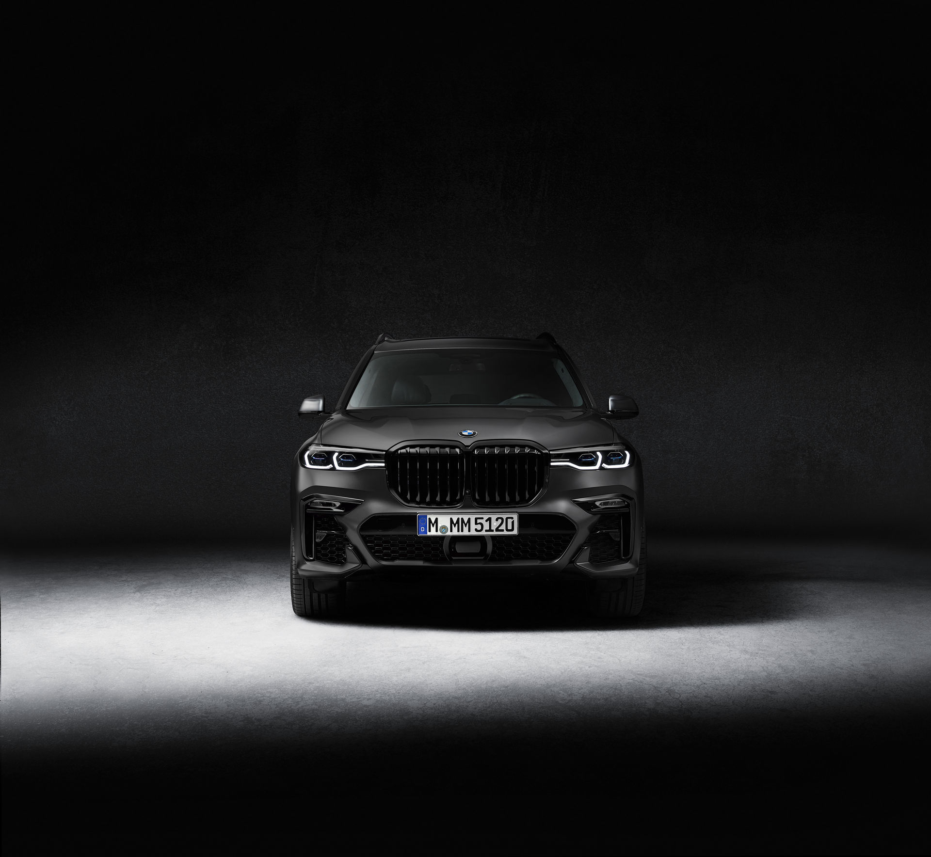 Download 2021 BMW X7 Dark Shadow Edition - Front HD Wallpaper 1920x1768 #9