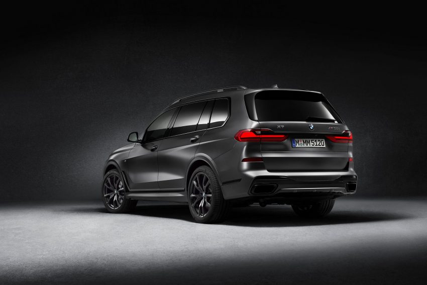 2021 BMW X7 Dark Shadow Edition - Rear Three-Quarter Wallpaper 850x567 #4