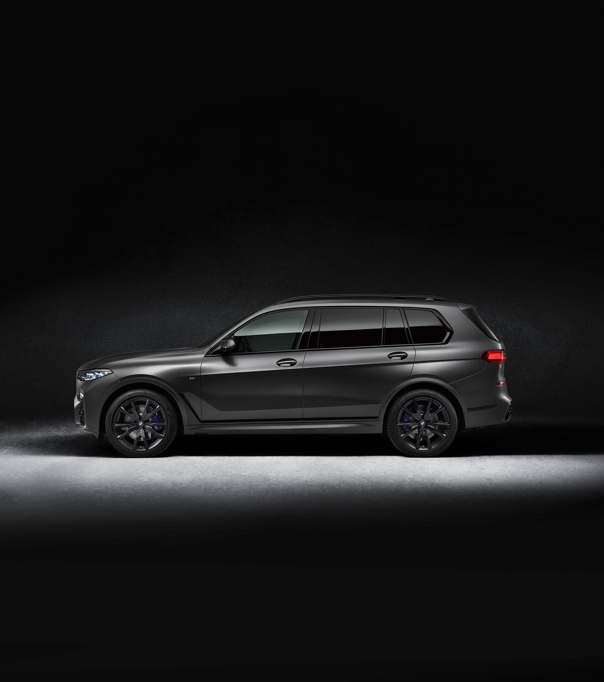 Download 2021 BMW X7 Dark Shadow Edition - Side HD Phone Wallpaper 1920x2170 #12