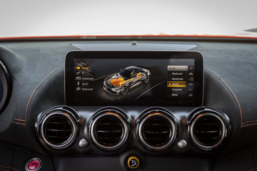 2021 Mercedes-AMG GT Black Series - Central Console Wallpaper 850x567 #84