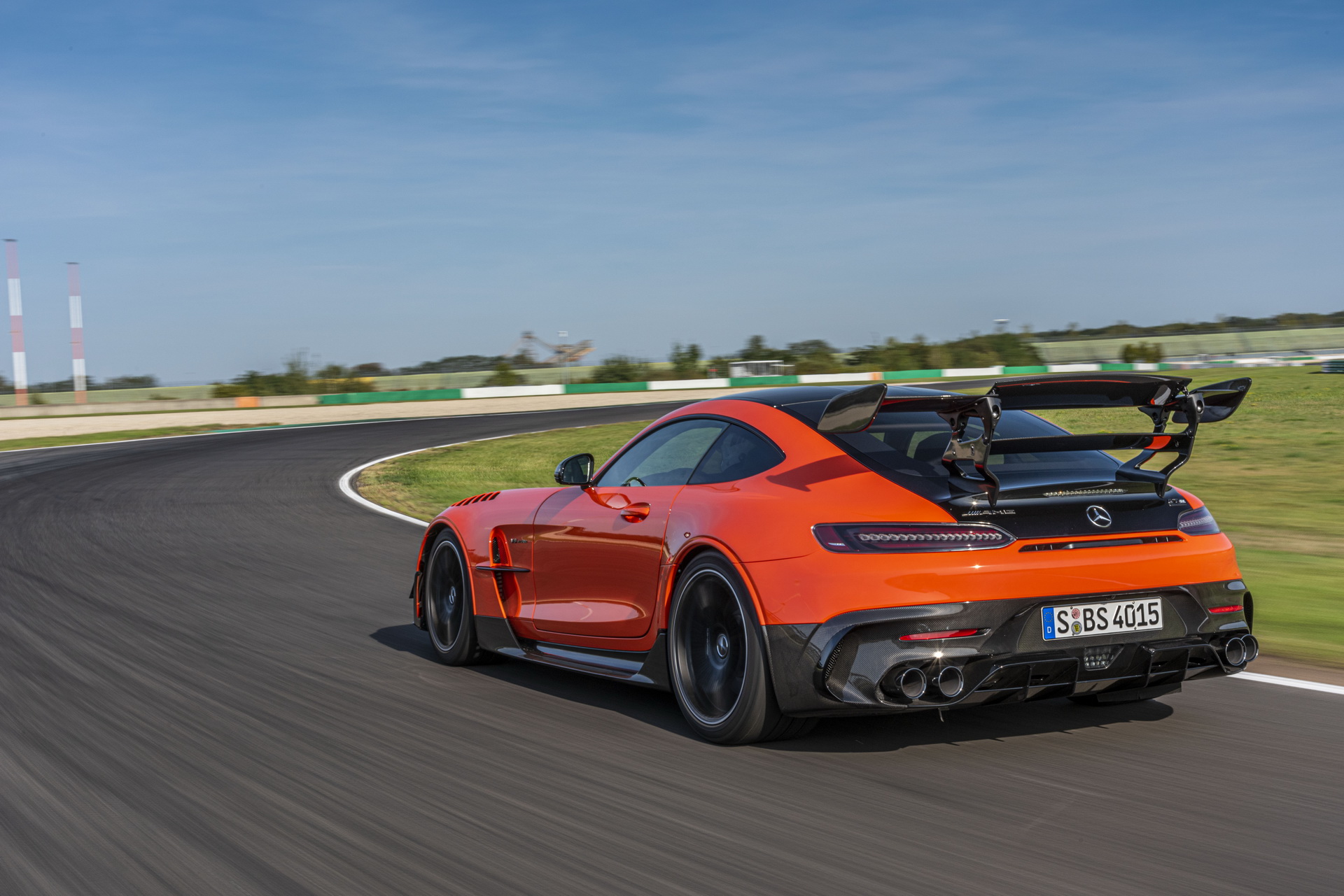 Download 2021 Mercedes-AMG GT Black Series - Rear Three-Quarter HD Wallpaper 1920x1281 #10