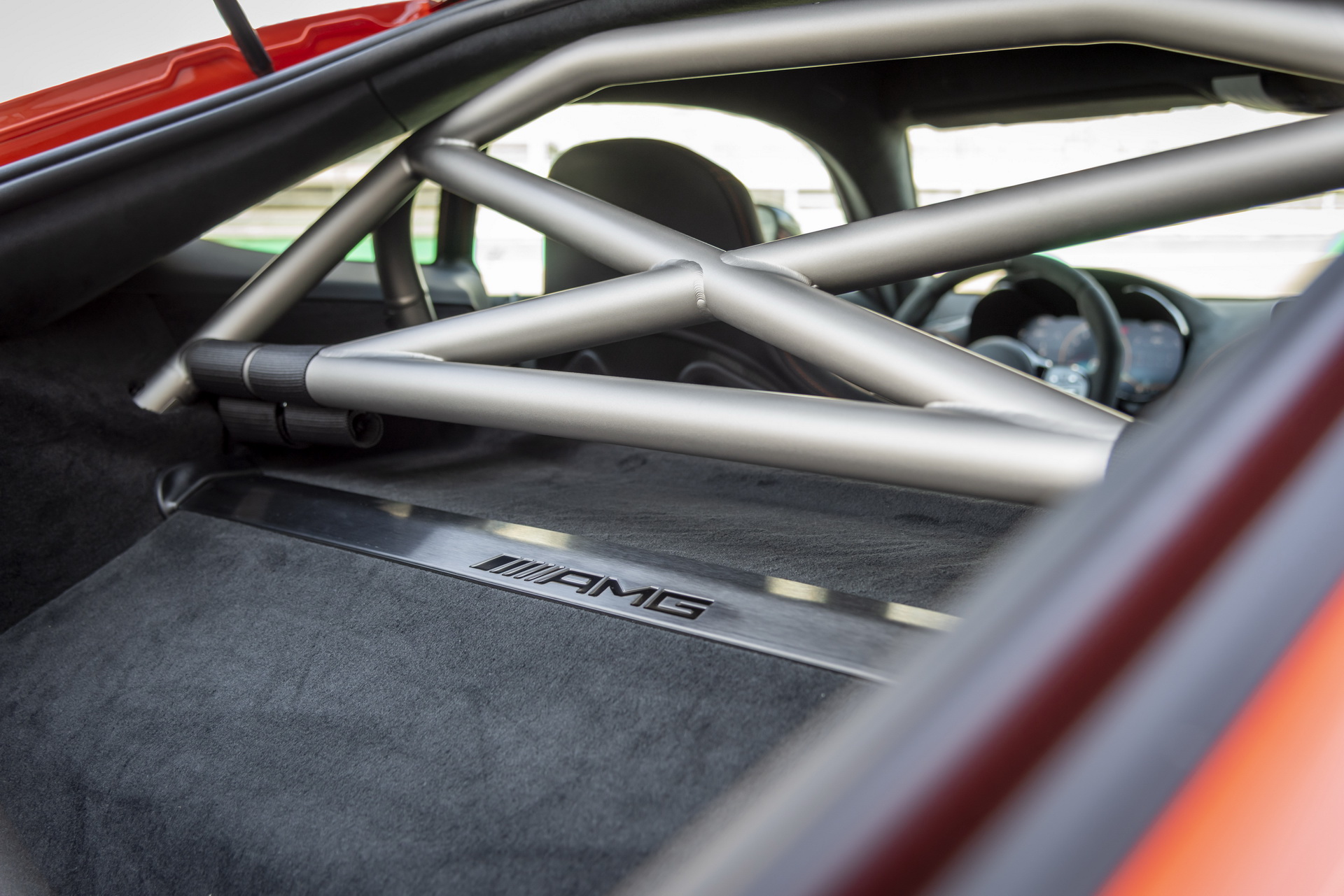 Download 2021 Mercedes-AMG GT Black Series - Roll Cage HD Wallpaper 1920x1281 #101