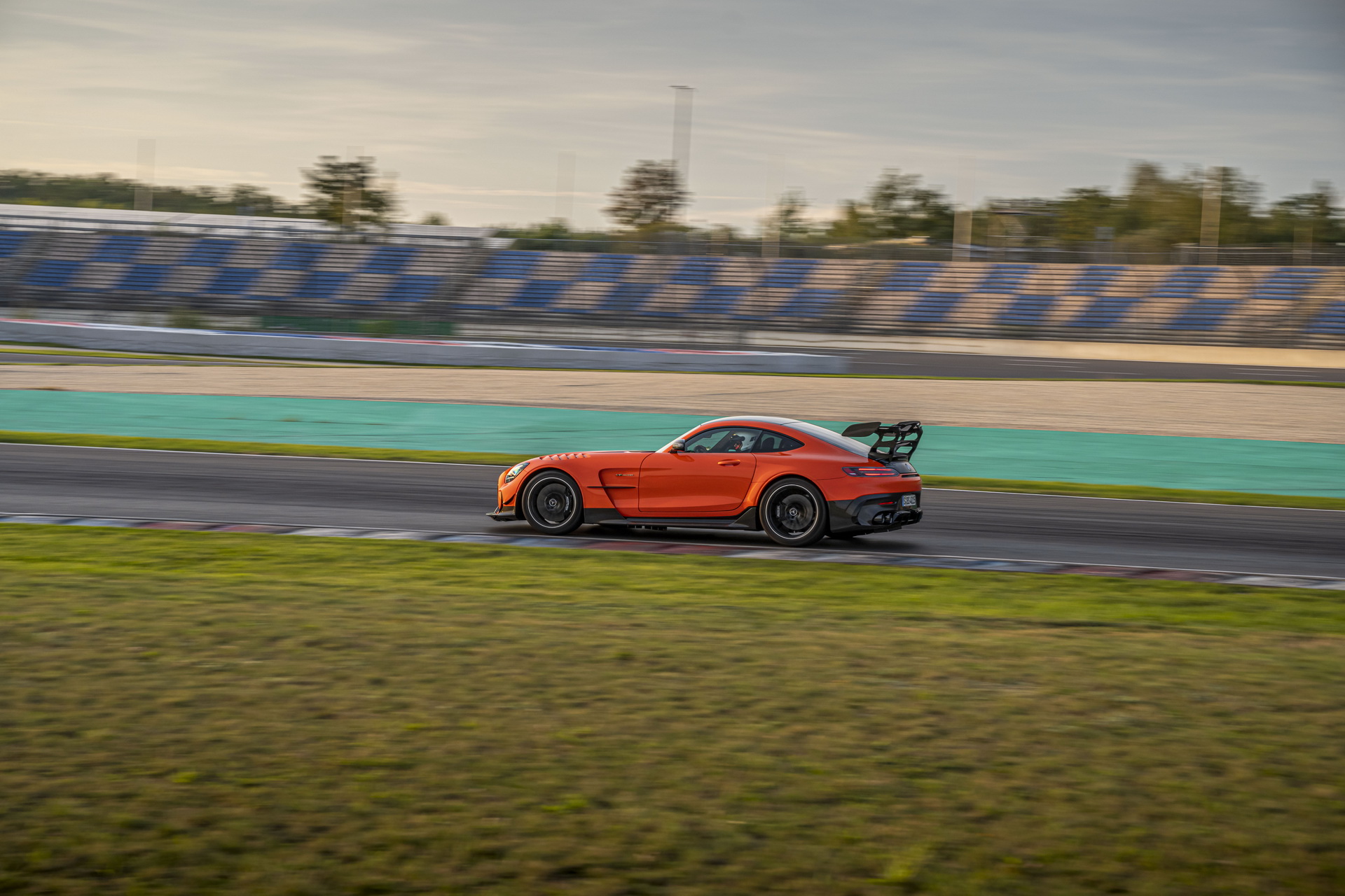 Download 2021 Mercedes-AMG GT Black Series - Side HD Wallpaper 1920x1280 #49