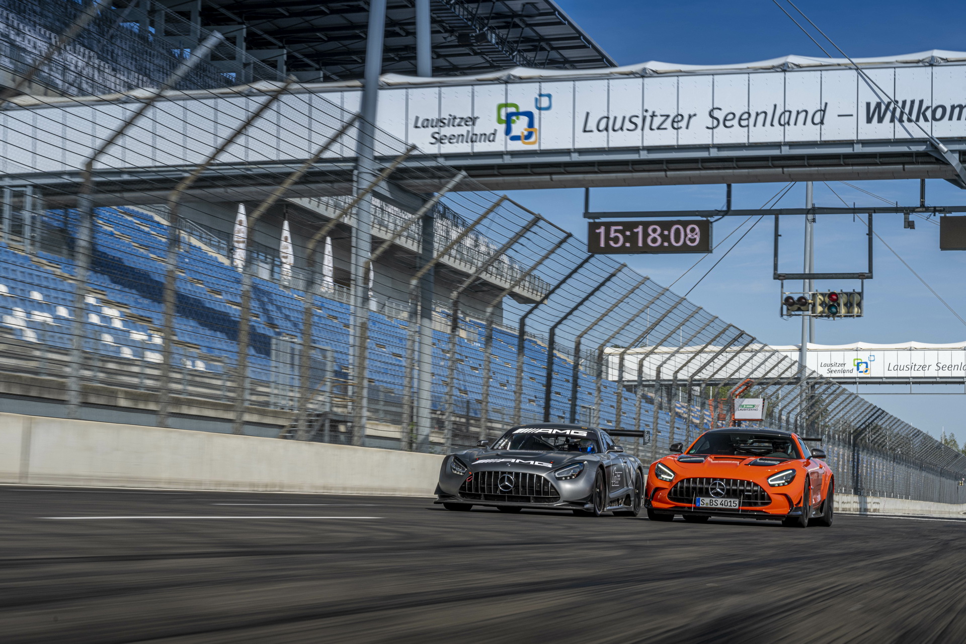 Download 2021 Mercedes-AMG GT Black Series and AMG GT3 Racing Car - Front HD Wallpaper 1920x1280 #28