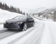 2021 Toyota Avalon Limited AWD - Front Three-Quarter Wallpaper 190x150