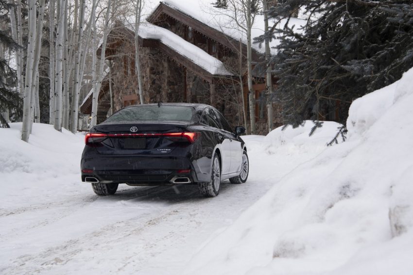 2021 Toyota Avalon Limited AWD - Rear Wallpaper 850x567 #9