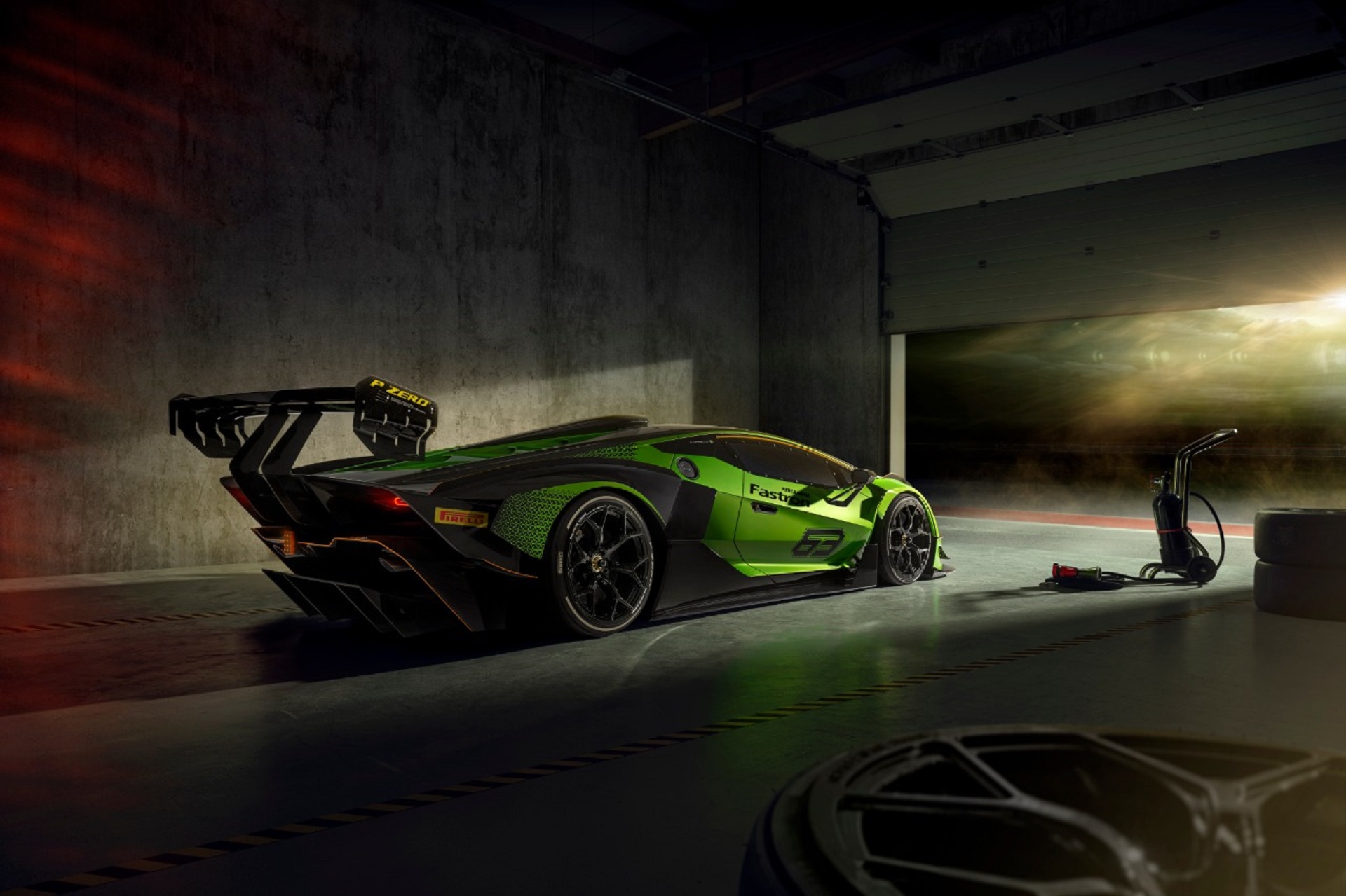 Download 2021 Lamborghini Essenza SCV12 - Rear Three-Quarter HD Wallpaper 1920x1279 #7